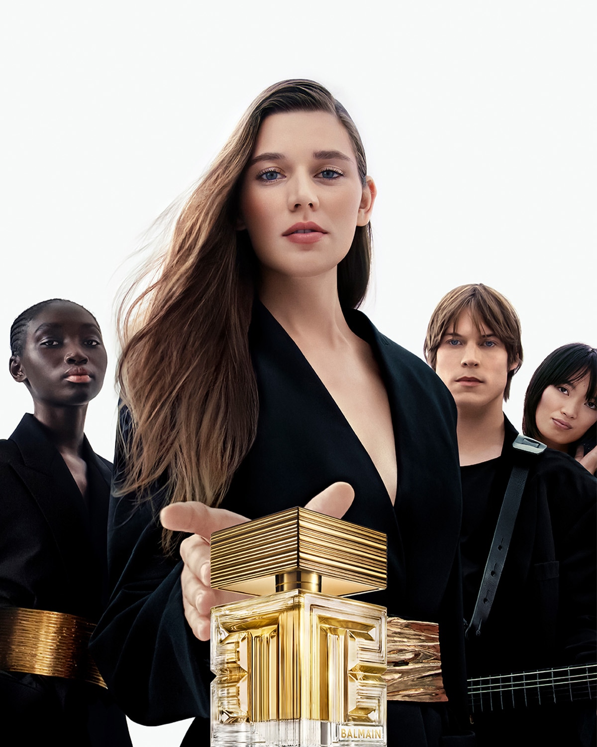 DACH_Balmain_Reco_Promo_KW21_1200x1500px_1.jpg