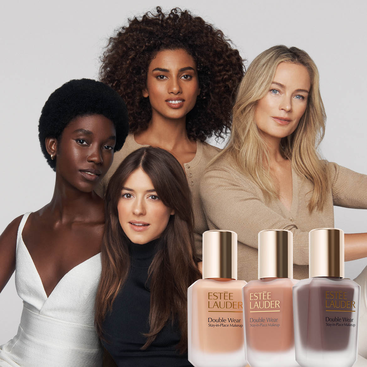 Verschiedene Hauttöne werden durch Estée Lauder Double Wear Stay-in-Place Makeup Foundation in hellen, mittleren und tiefen Farbtönen ergänzt.