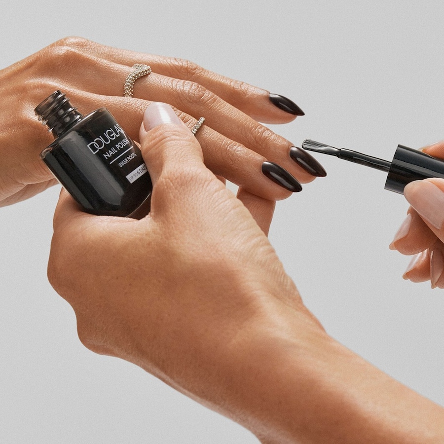 Douglas Wellness-ManiküreBeauty Services | 60.0 min | 0,75 / 1.0 min