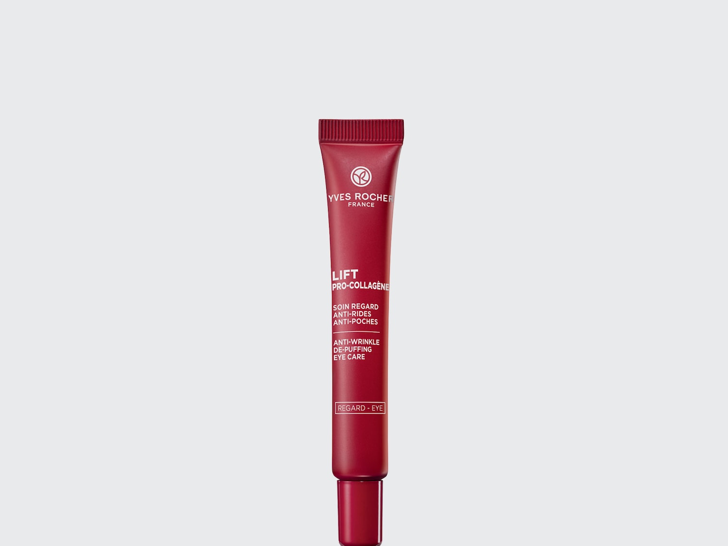 Die Yves Rocher Lift Pro-Collagen Augenpflege in einer roten Tube verspricht Anti-Falten- und abschwellende Wirkung für die Augenpartie.