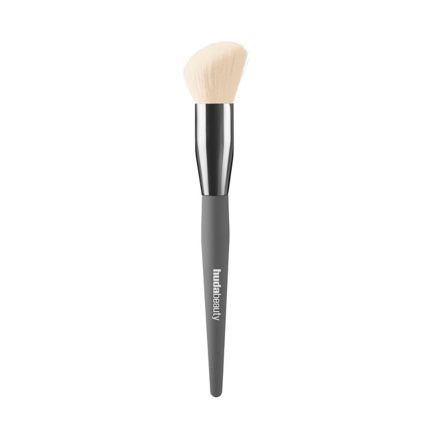 HUDA BEAUTY Diffusing Cheek Brush