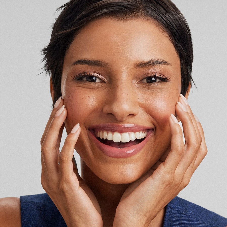 Douglas Full Look Make-upBeauty Services | 45.0 min | 1,09 / 1.0 min