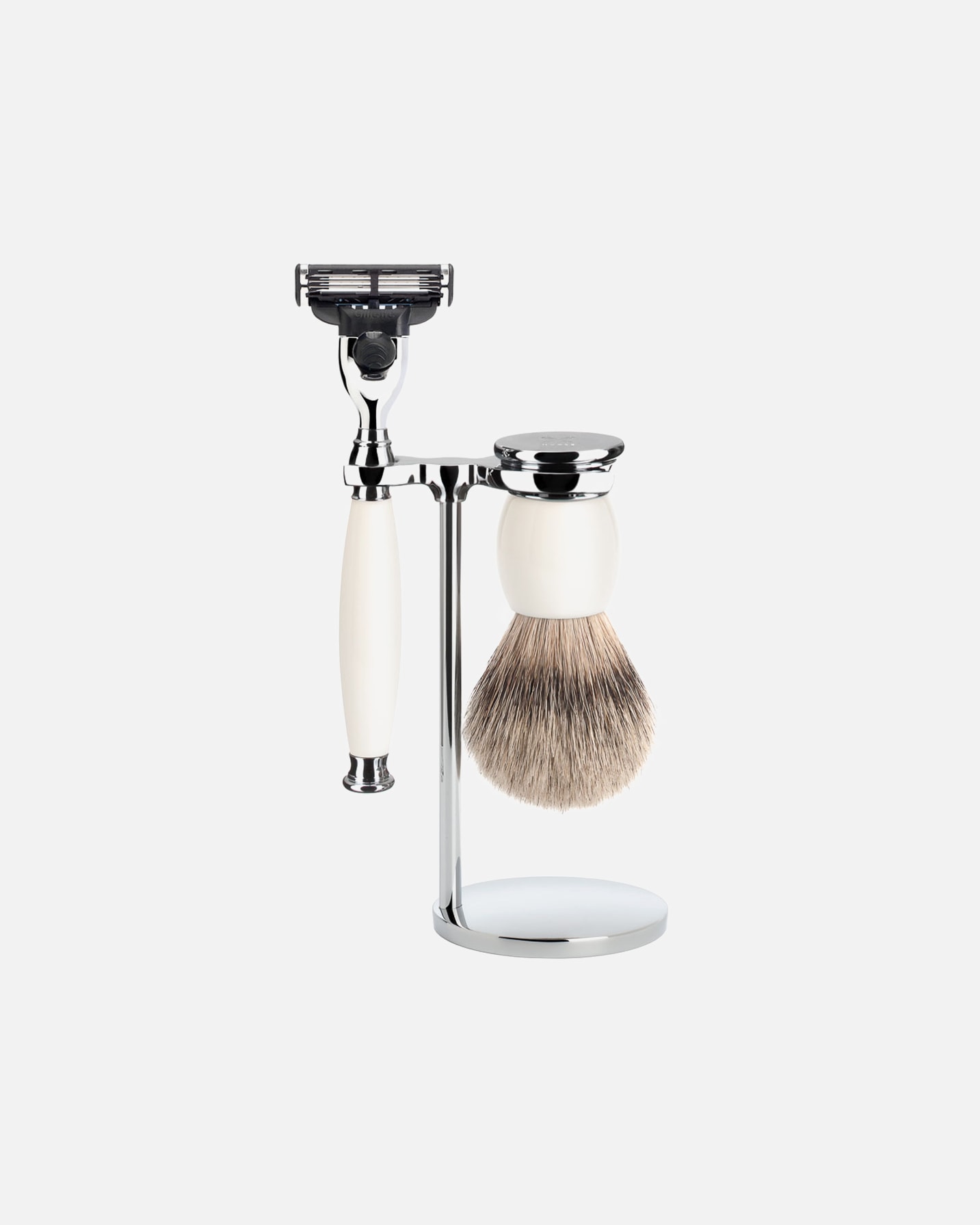 Rasierer für Männlich Mühle SOPHIST 3-tlg. Silberspitz Rasier-Set Griffe weißes Porzellan Gillette® Mach3® SOPHIST 3-tlg. Silberspitz Rasier-Set Griffe weißes Porzellan Gillette® Mach3®