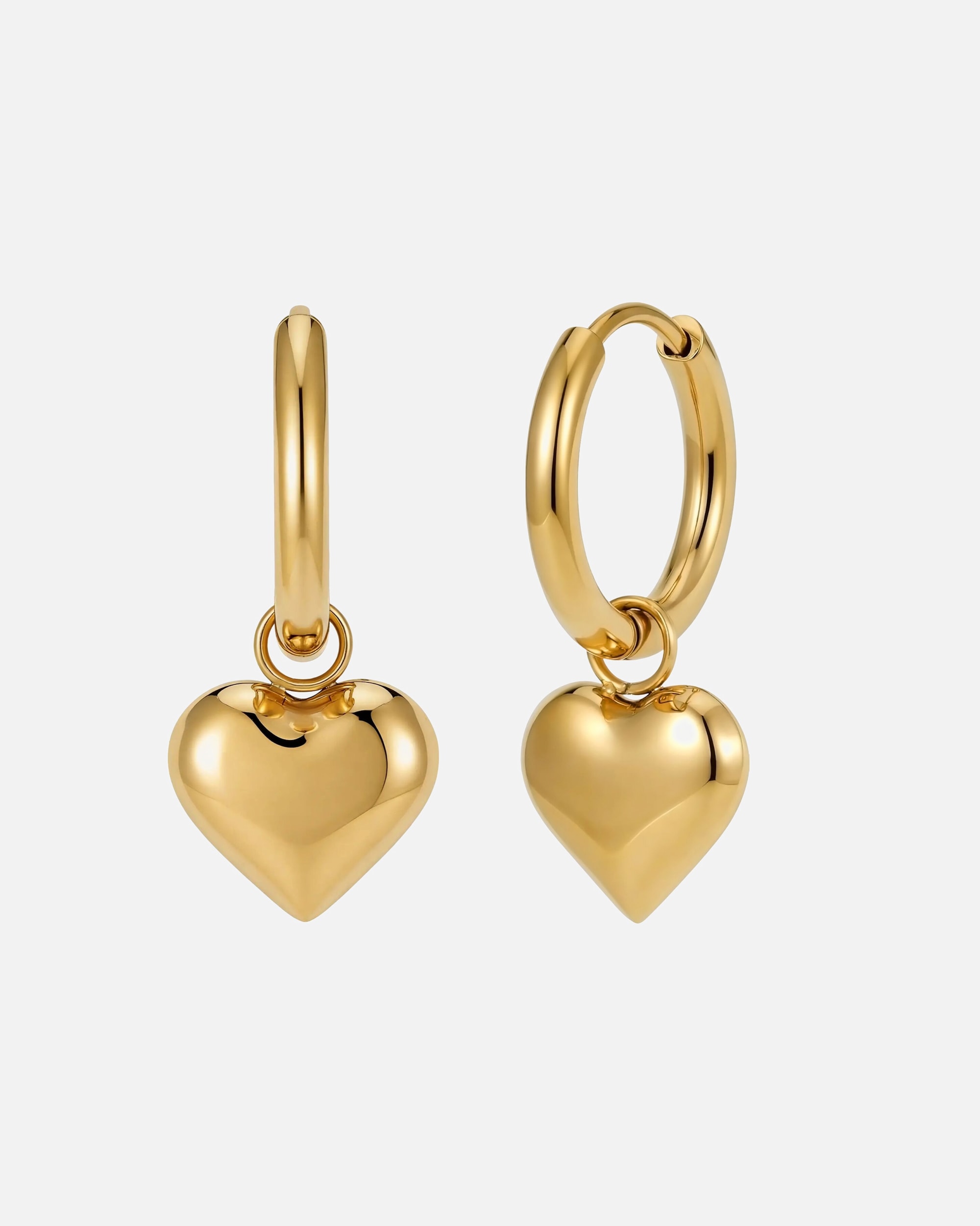 Creolen für Weiblich GOOD.designs Creolen mit Herzanhänger Gold