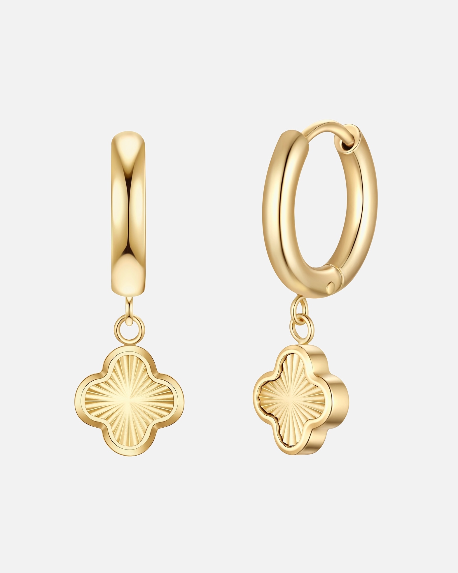 Creolen für Weiblich Glanzstücke München Creolen Kleeblatt aus Edelstahl in gelbgold 20,8 mm