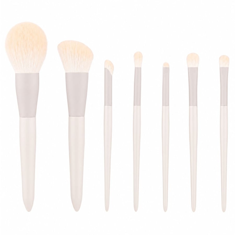 Technique Pro Feather Lite Makeup Brush Set Weiß