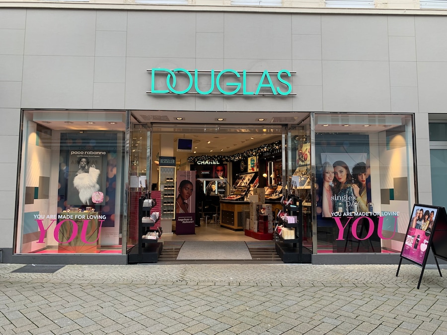 Parfümerie DOUGLAS ️ Oldenburg, Lange Str.