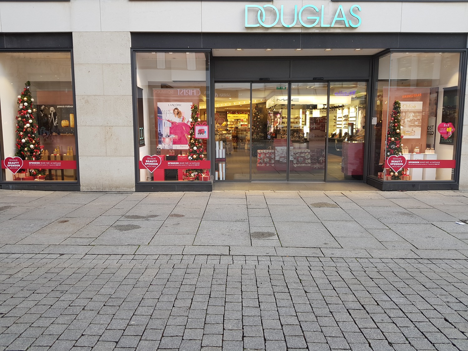 Douglas osnabrück kosmetikbehandlung Douglas osnabrück kosmetikbehandlung