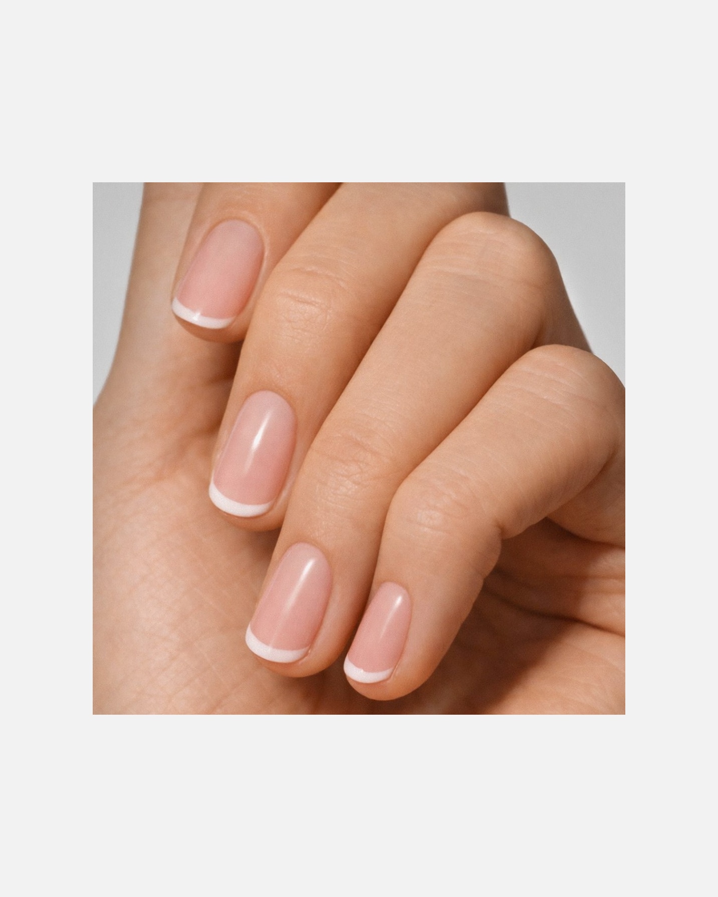 Optionale Extras während einer Behandlung für Unisex Douglas Farbe oder French (bei Gelnägeln) 15 Minuten