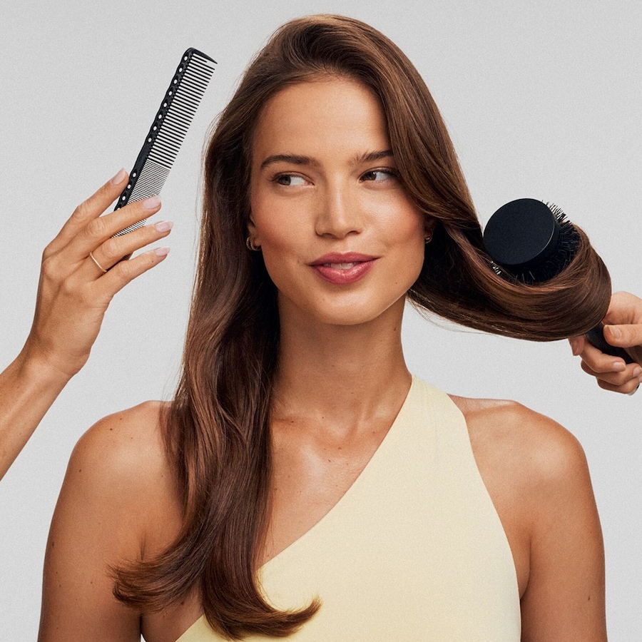 Douglas Waschen, föhnen – kurze HaareBeauty Services | 30.0 min | 0,97 / 1.0 min